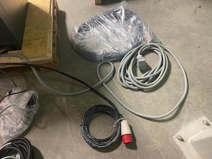 Used 2014 Kuka KR 16-2 16KG 6 Axis Robot