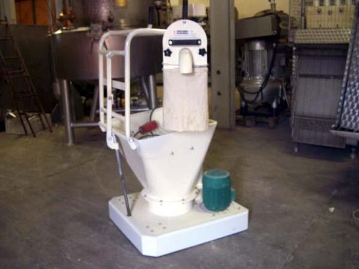 D'occasion Tamis pour farine avec évacuation mobile