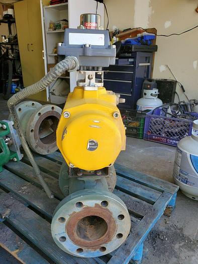 Used Emerson Actuator Valve QS0600.UA04A.27DD10 With Ball Valve and Valve TOP