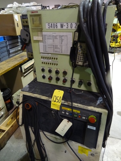 Used FANUC R2000iA/165F ROBOT W/RJ3iB CONTROLLER