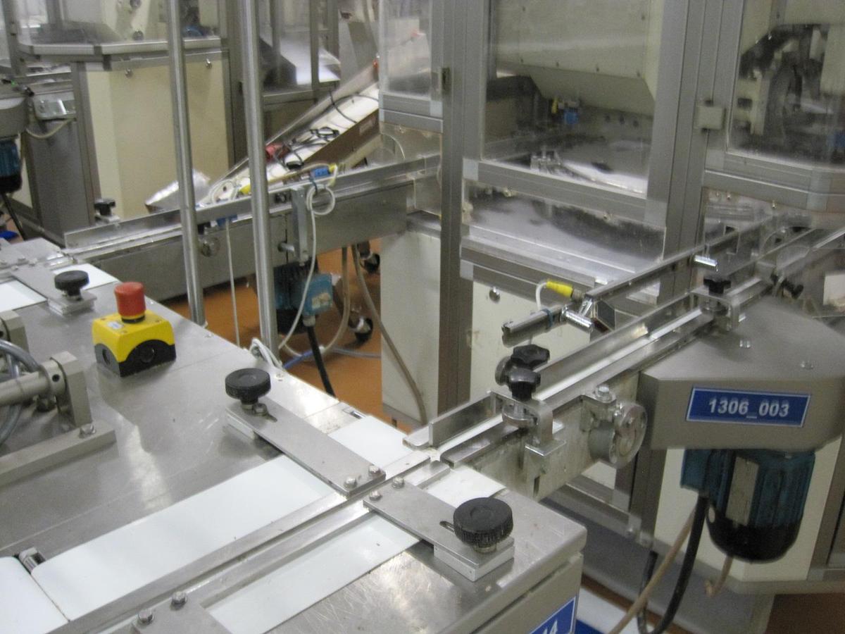 Used Carle Montanari CM Y871 CD, double twist for chocolates