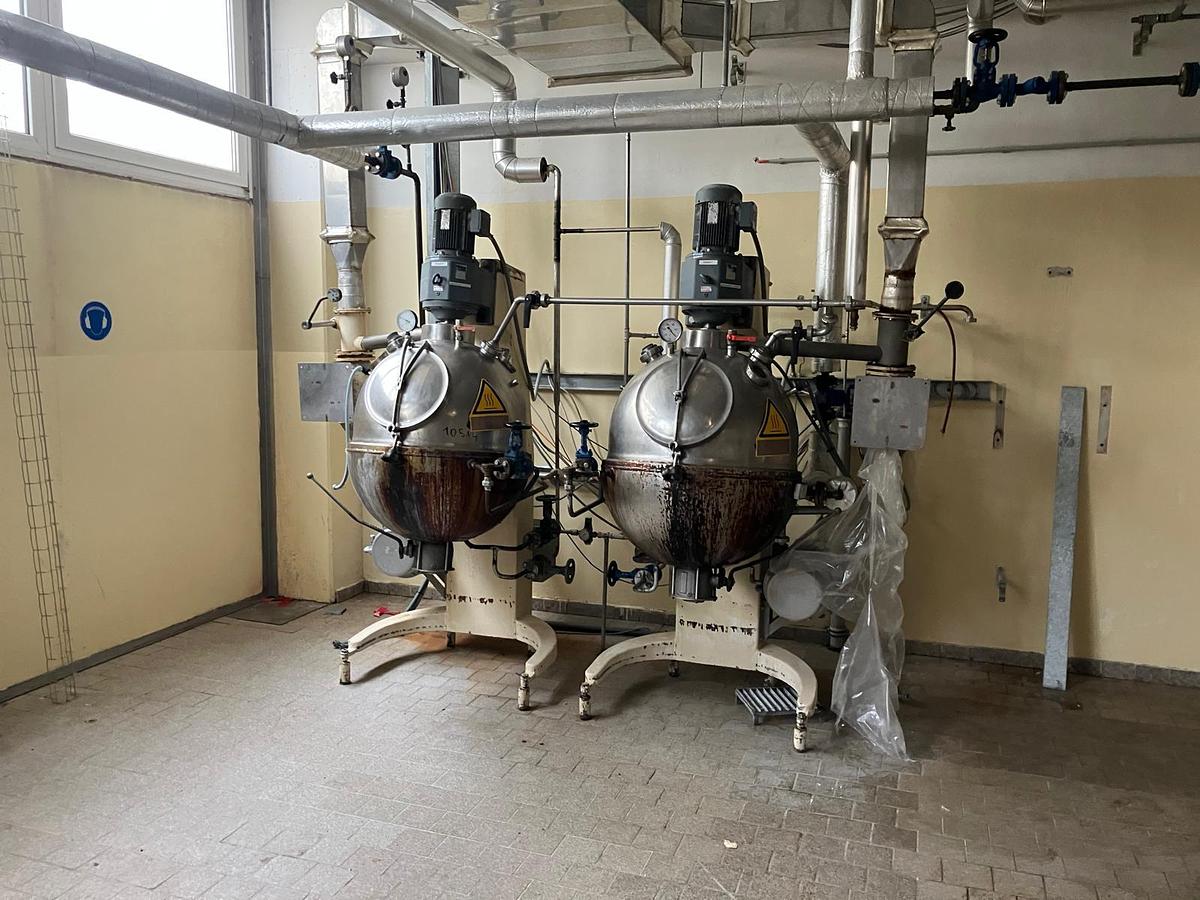 Used Varna vacuum cooker for caramel