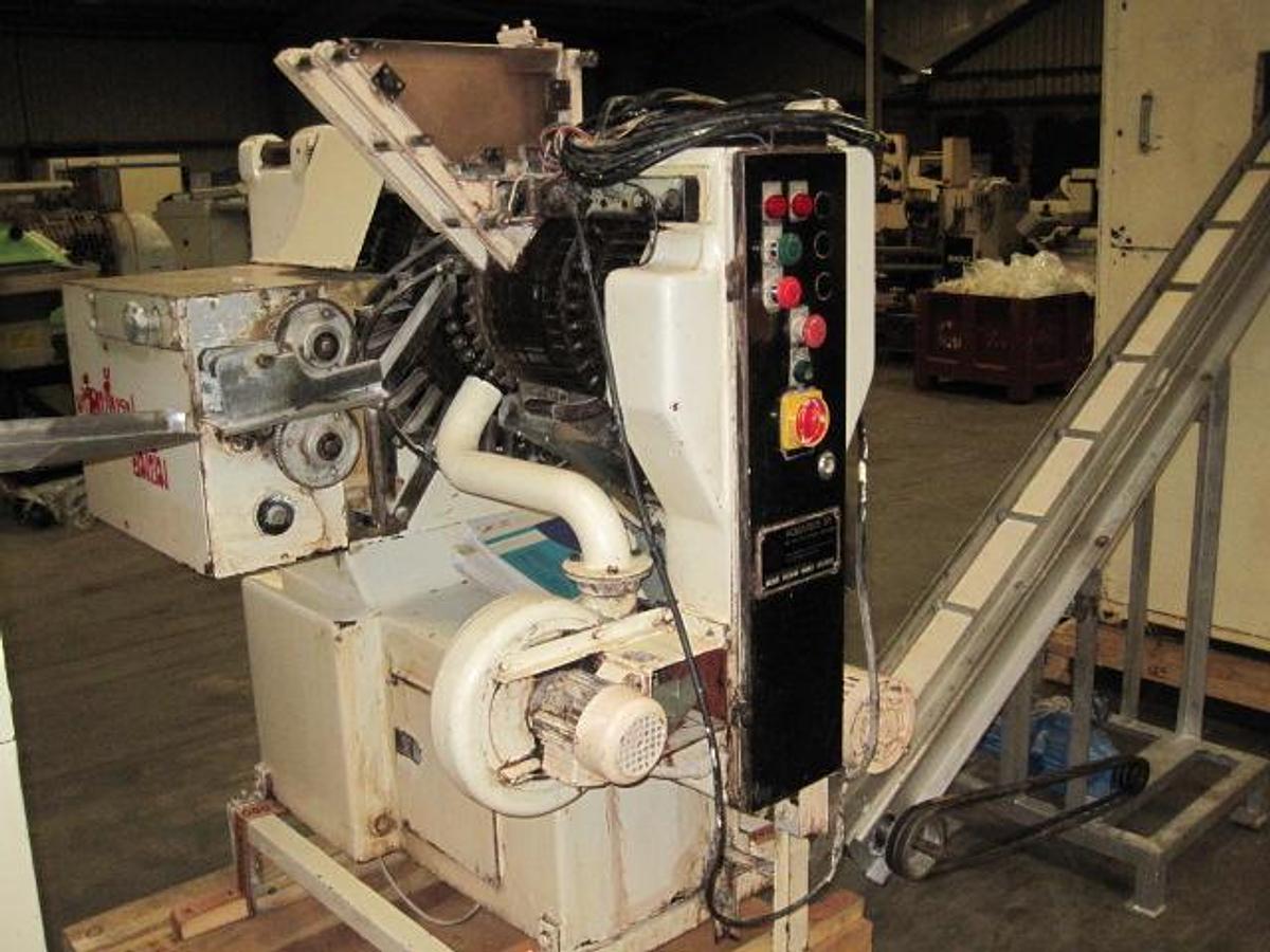 Used Aquarius ball lollipop forming and wrapping