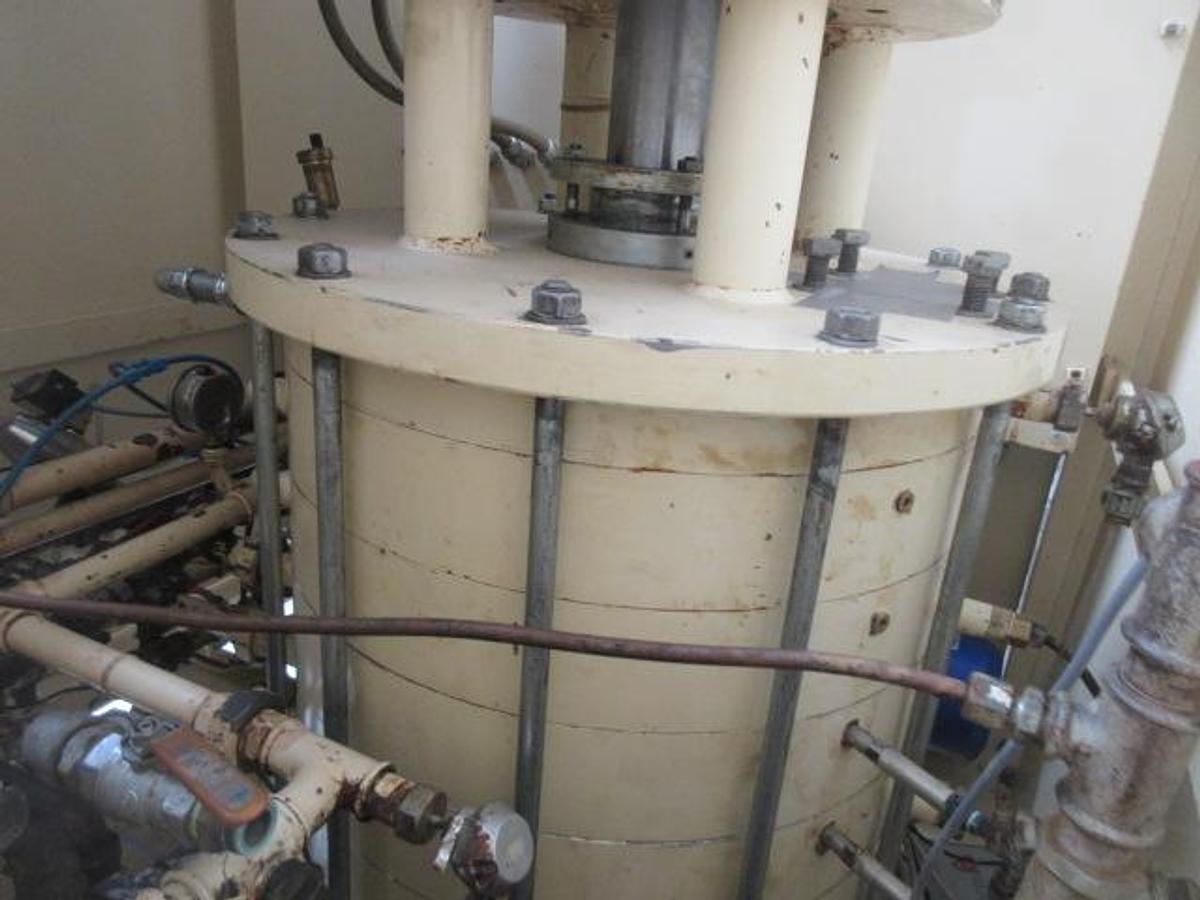 Used Sollich MSV1000 chocolate plate temperer