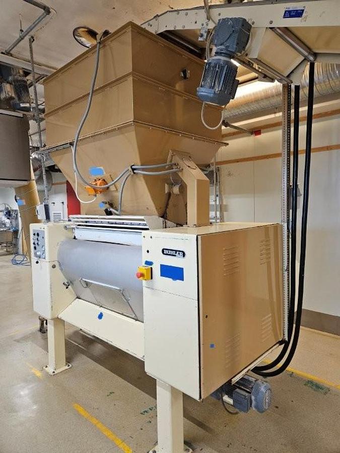 Used Buhler SAZ1300, 2 roll pre-refiner