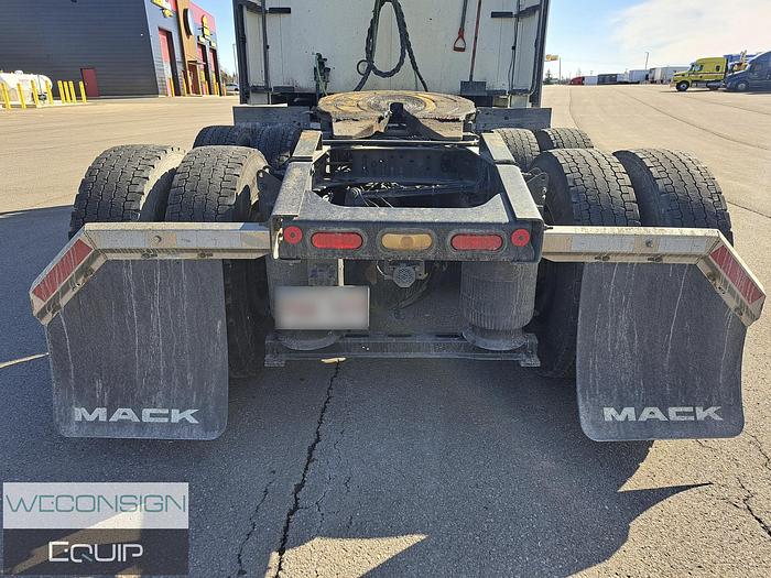 Used 2024 Mack  Anthem Hwy Tractor