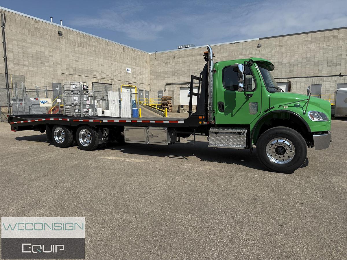 Used Freightliner M2106
