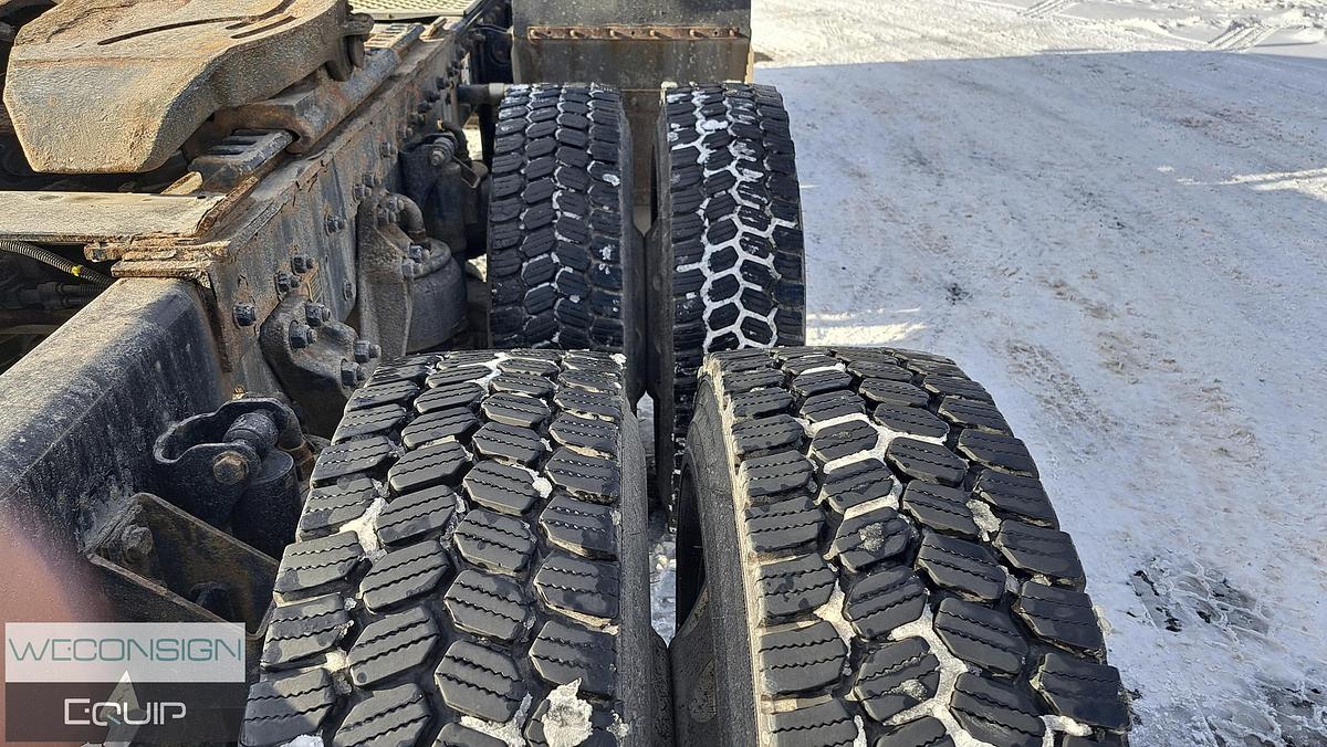 Used 2020 Kenworth T880