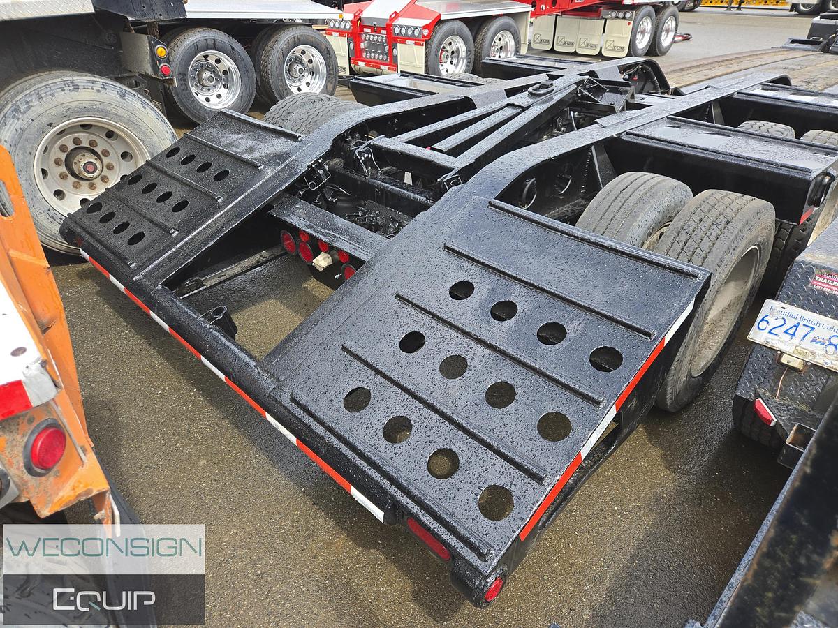 Used 2005 K-Line 60 Ton Lowbed Trailer and Jump Jeep