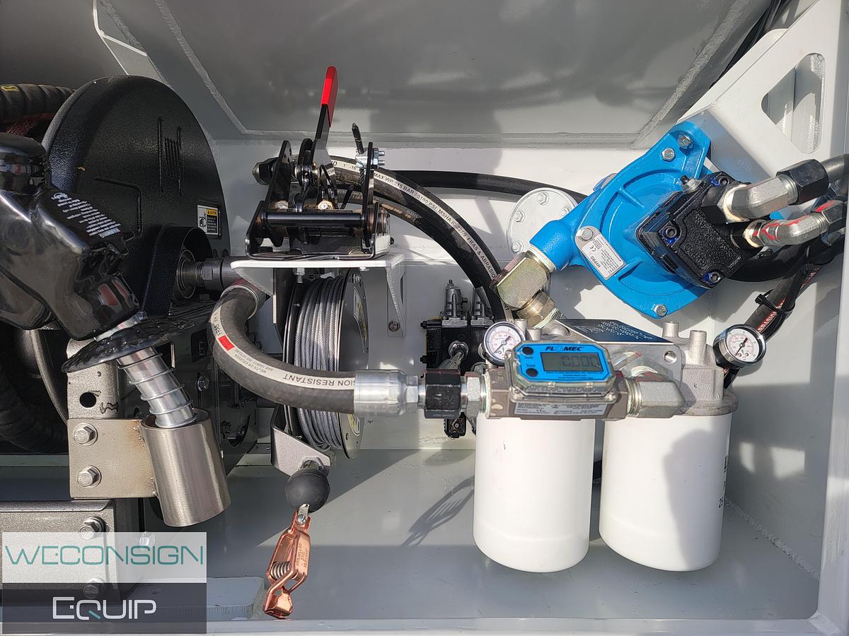 Used 2025 Ford F550 Lube Truck