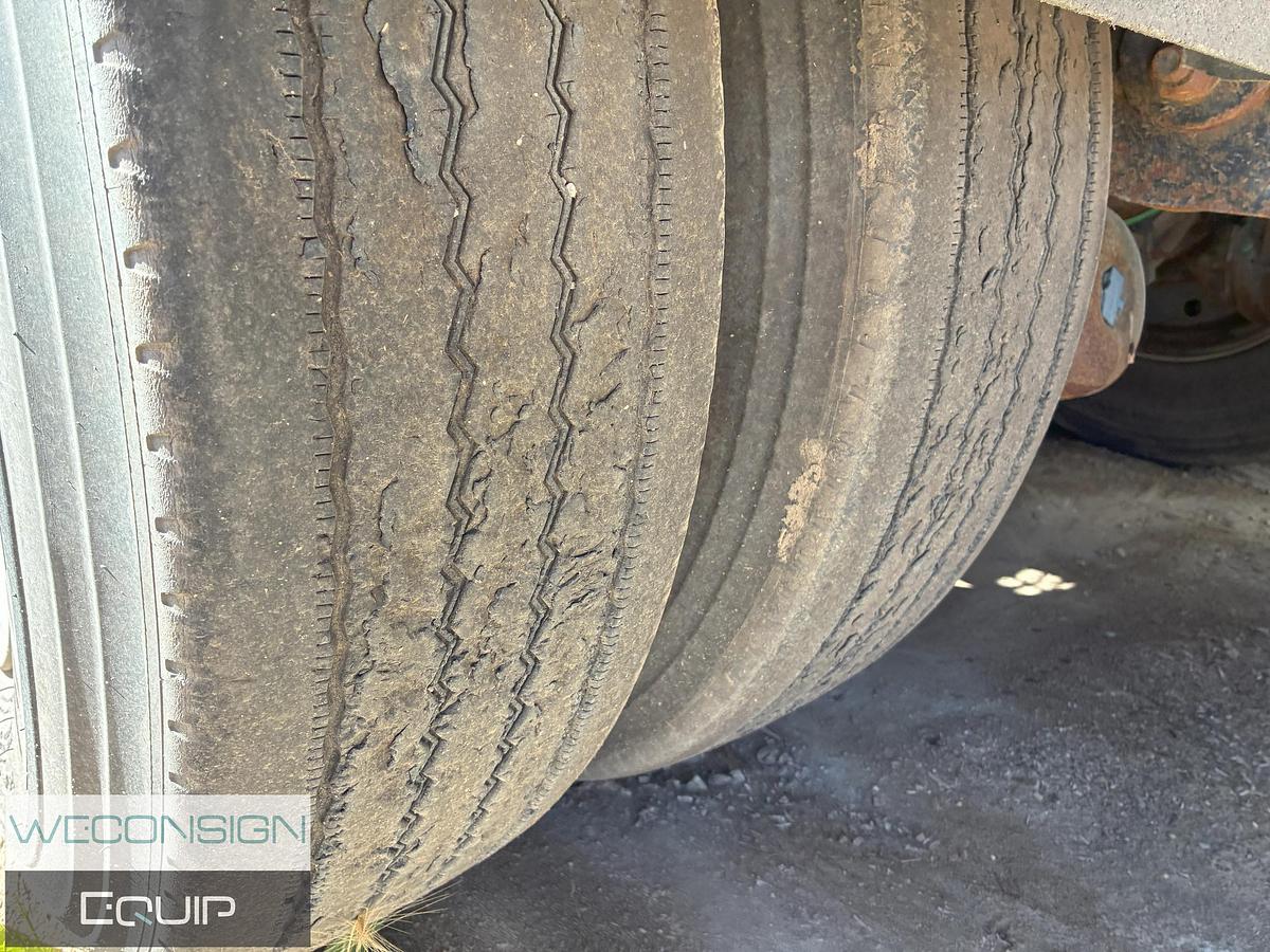 Used 2024 Lode King Super B Grain Trailer