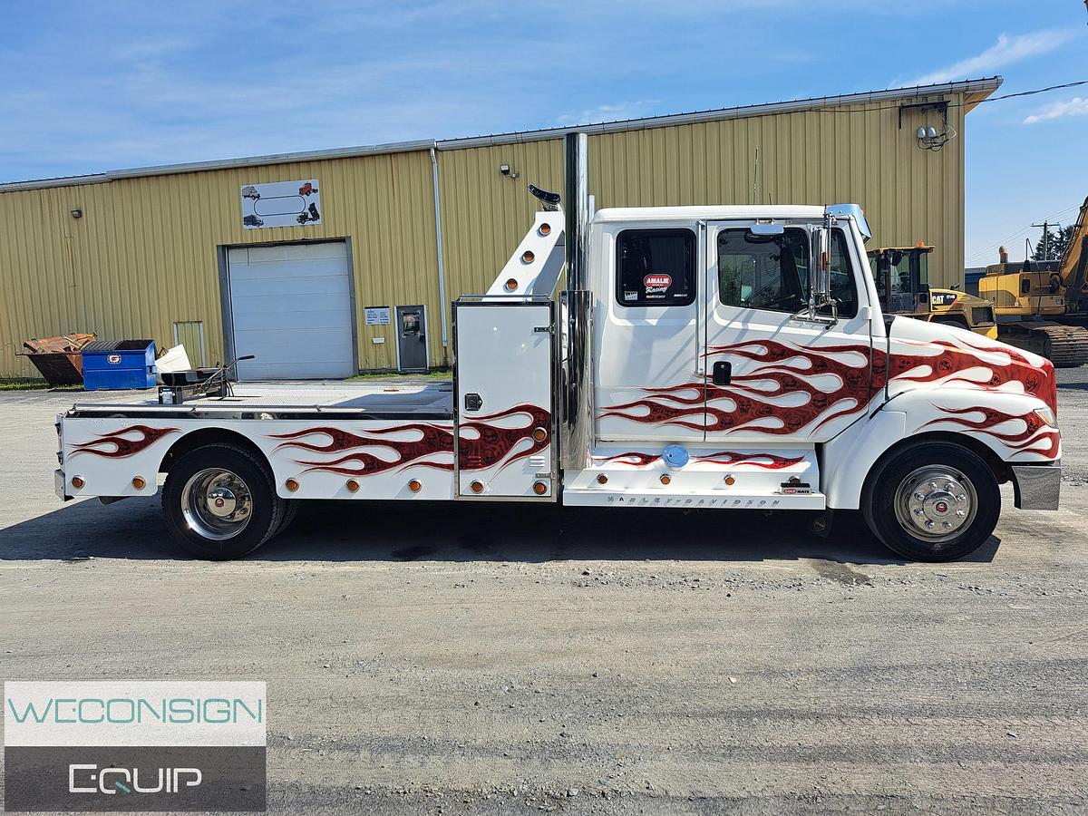 Used 1997 Freightliner Versatile Toy Hauler