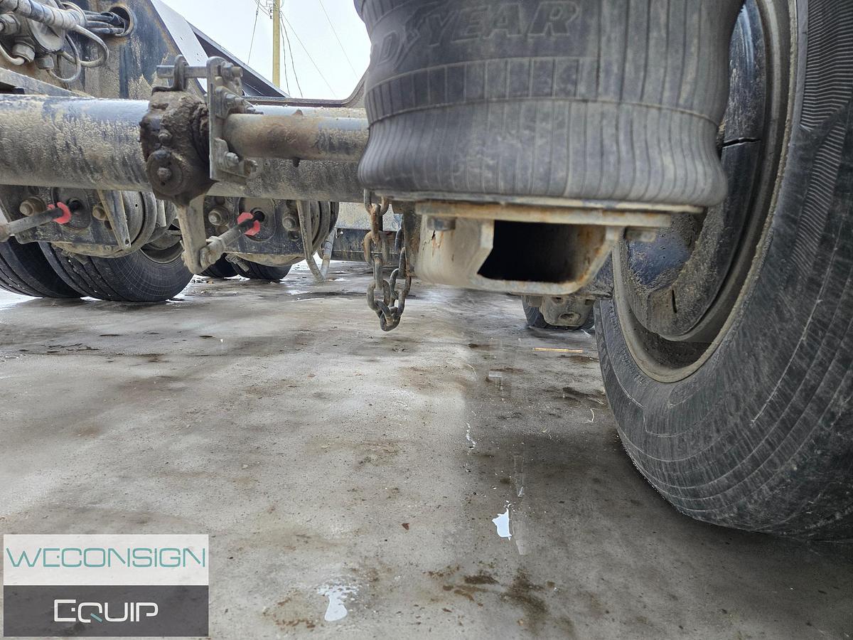 Used 2014 Pacesetter 55T 9 Axle Lowbed/Lowboy Trailer Combination