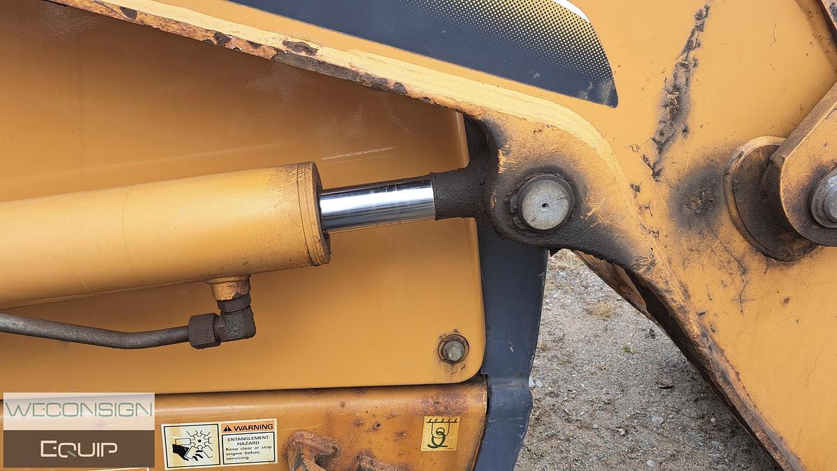 Used 2011 Case 580N 4x4