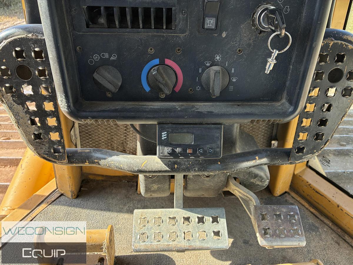 Used 2003 CAT D6N LGP
