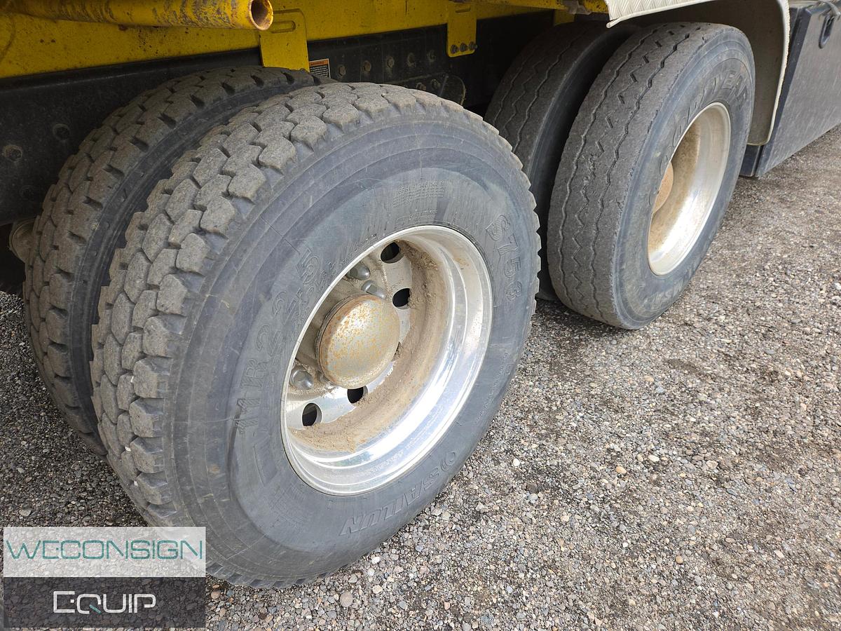 Used 2017 Kenworth T800 Tandem Axle Air Vac