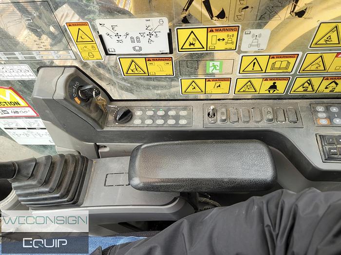 Used 2019 CAT 349FL Excavator