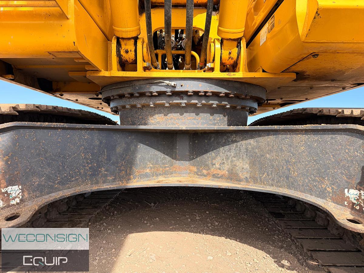 Used 2021 Komatsu PC210LC Excavator