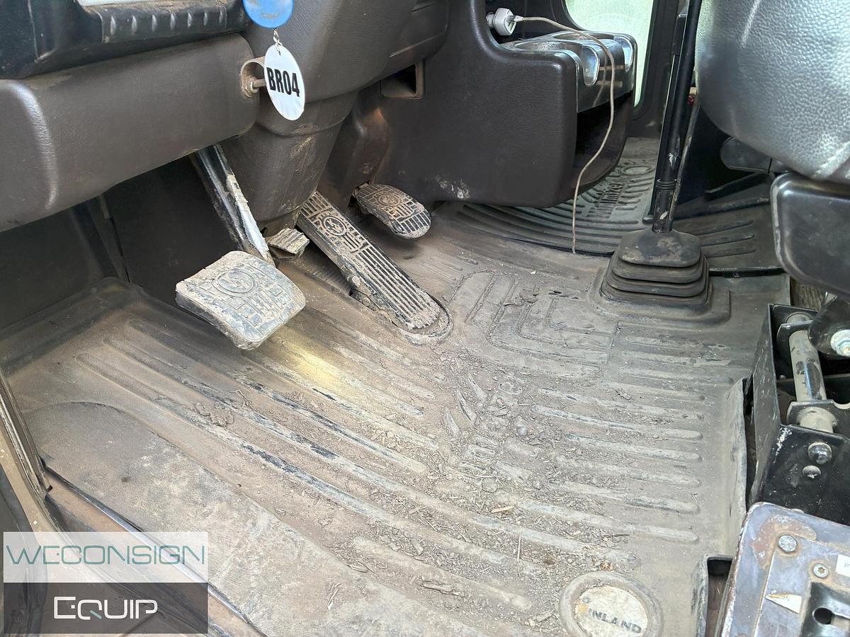 Used 2010 Kenworth T800 Tri Drive Combo Vac