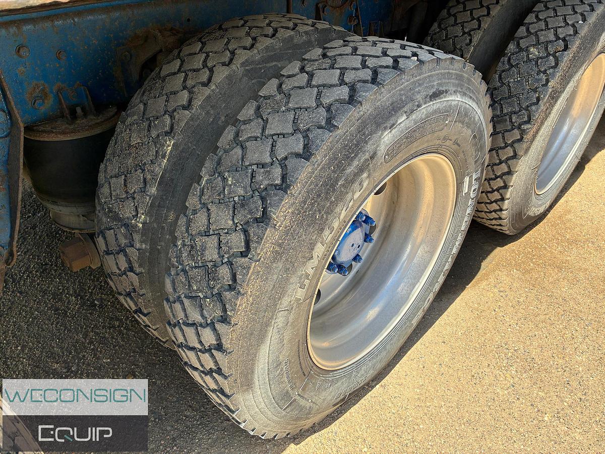 Used 2002 Kenworth W900 Combo Vac Truck