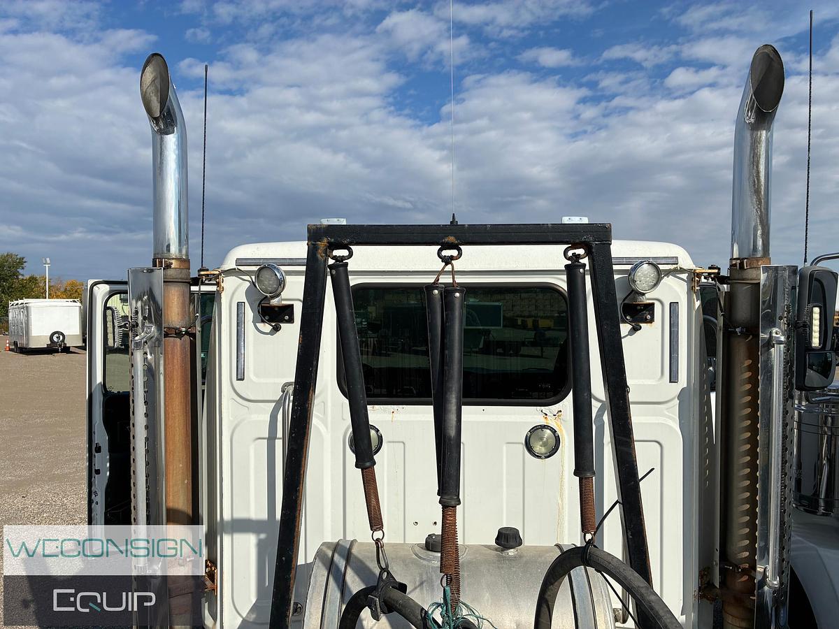 Used 2019 Western Star 4900SB Day Cab Truck Tractor
