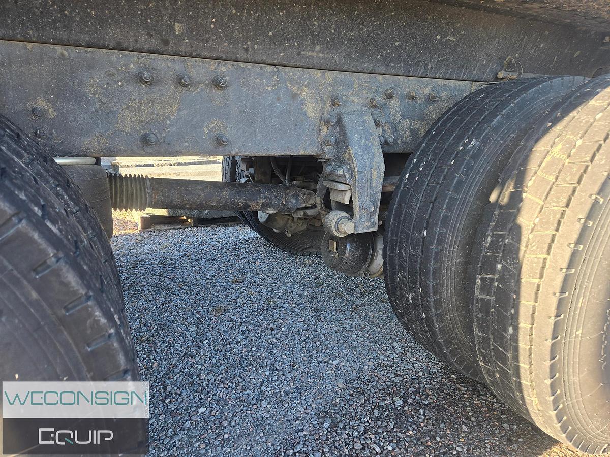 Used 2002 Peterbilt 378 Dump Truck