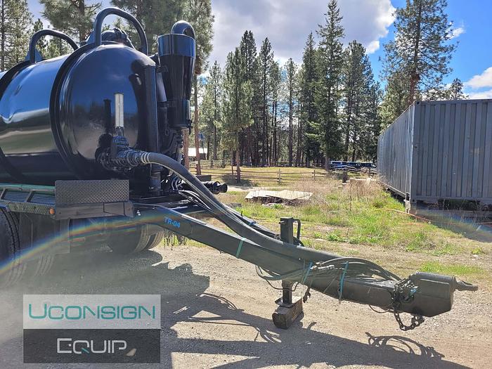 Used 2004 Park / Provac Vacuum Trailer