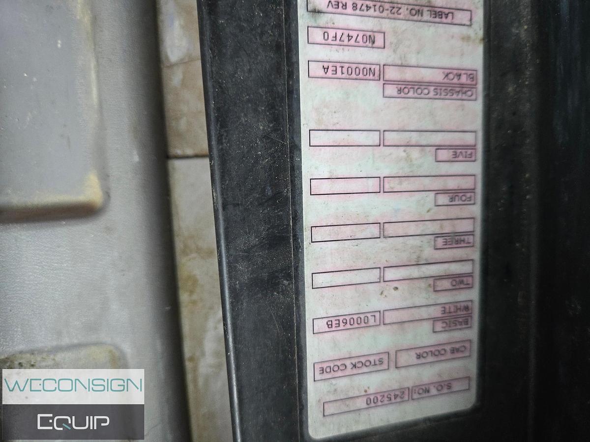 Used 2015 Peterbilt Tri-Axle Hydrovac