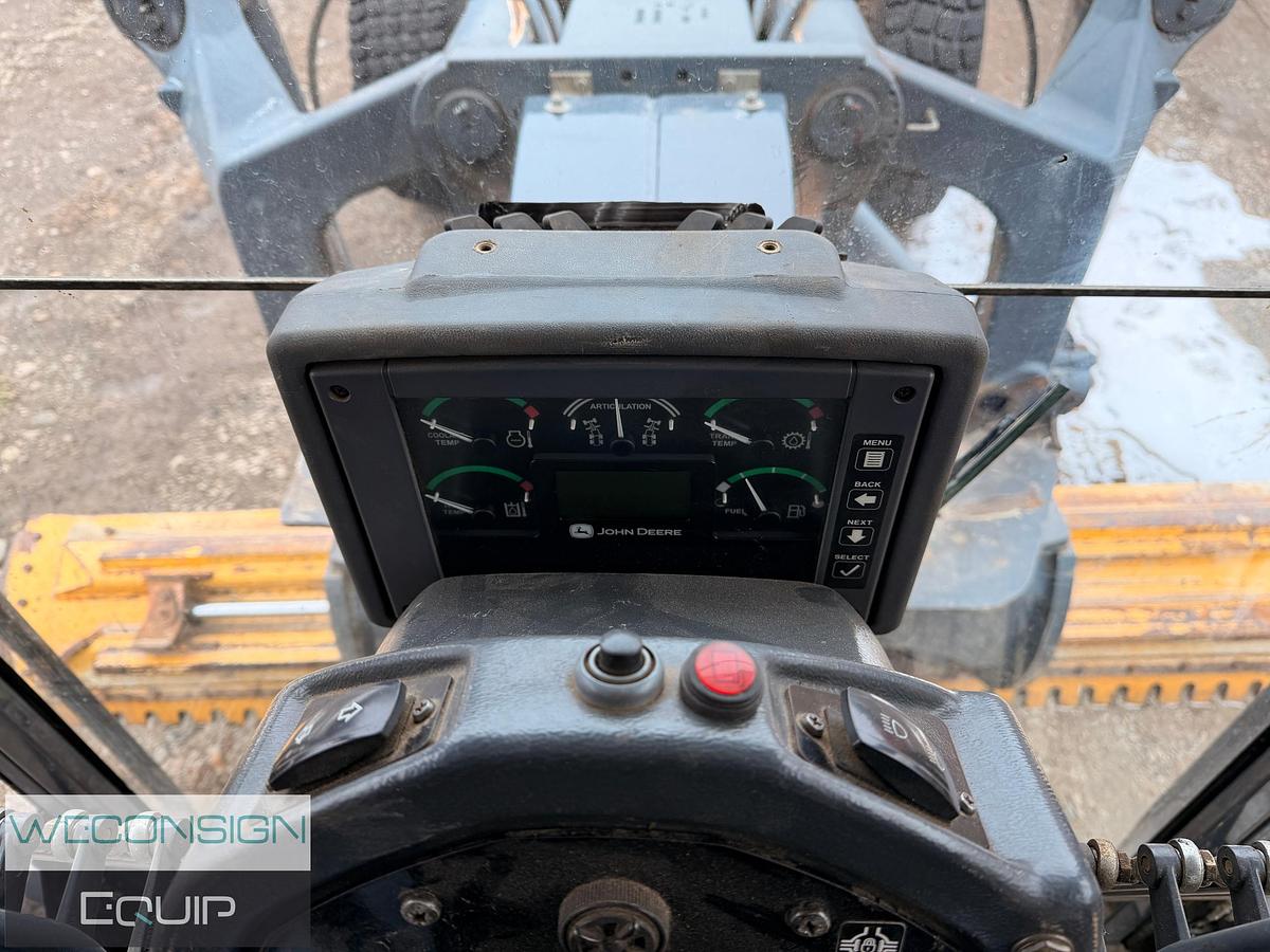 Used 2006 John Deere 872 Grader