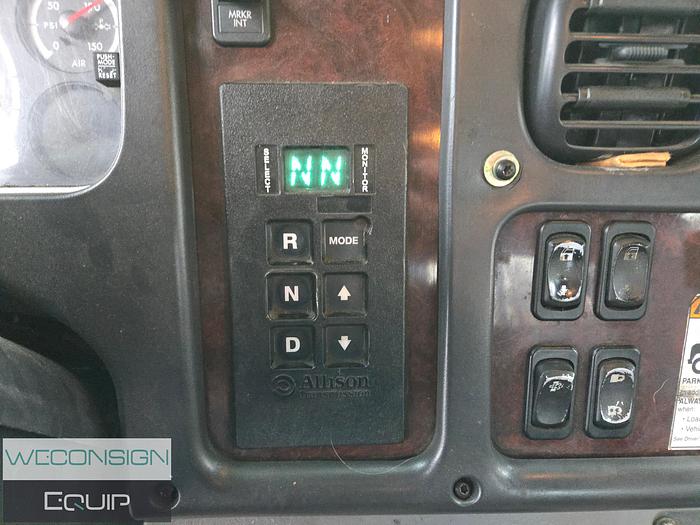 Used 2009 Freightliner M2 Tow Truck