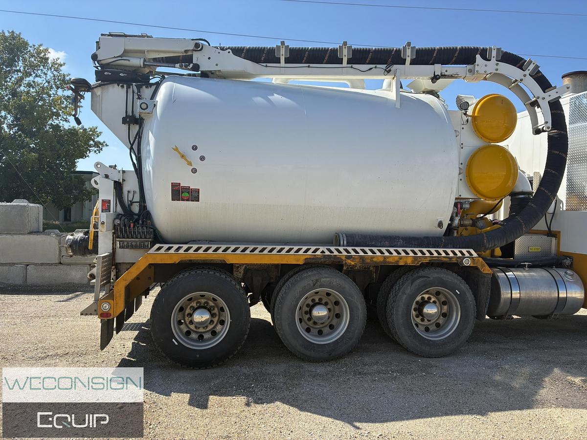 Used 2013 Western Star 4900SB