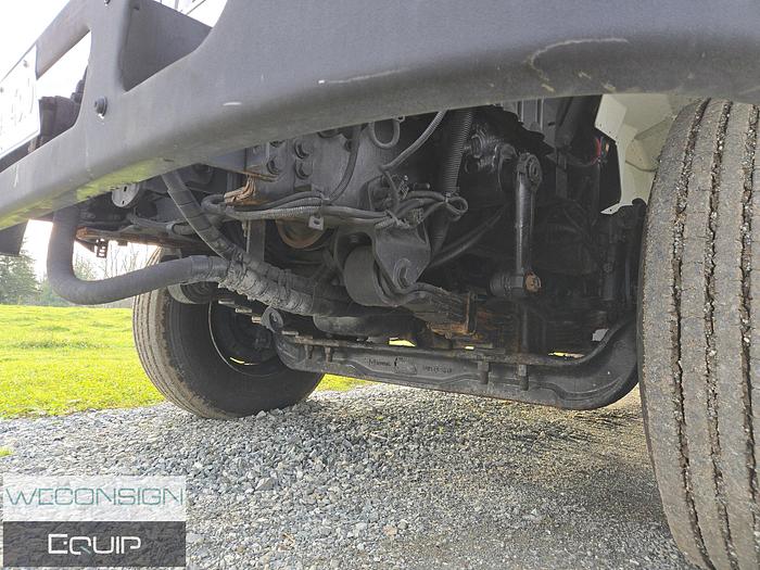 Used 2016 International 7400SBA Sander/ Dump Truck