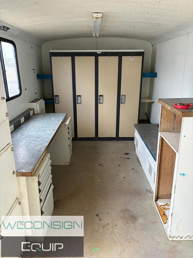 Used 2007 Wells Cargo Enclosed Doghouse Trailer