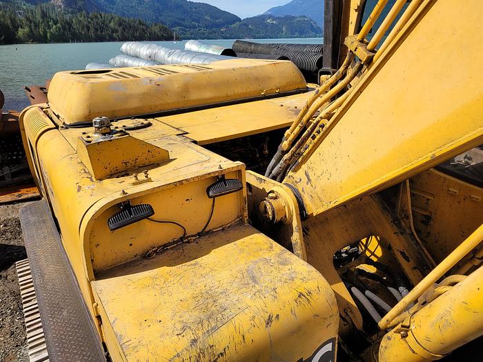 Used 1997 John Deere 200LC  Excavator