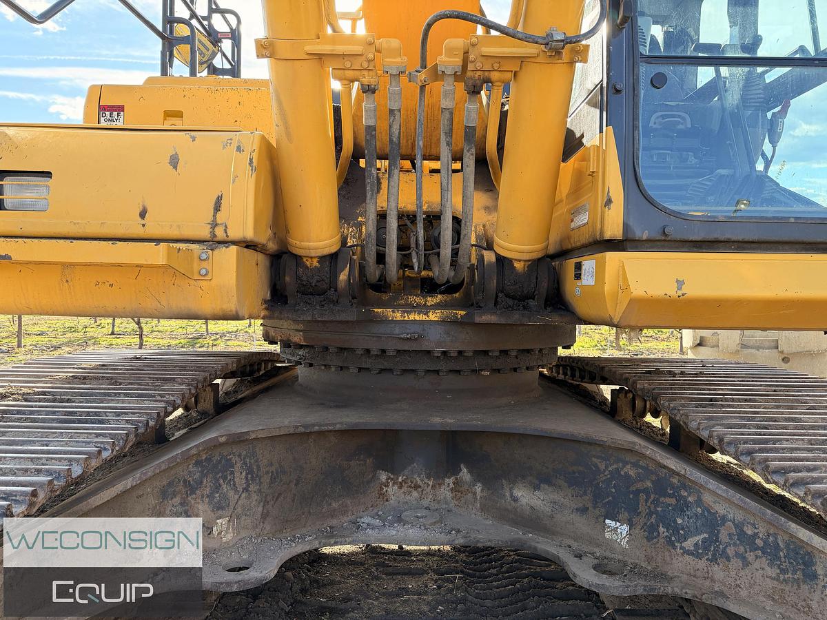Used 2018 Komatsu PC490LCI-11