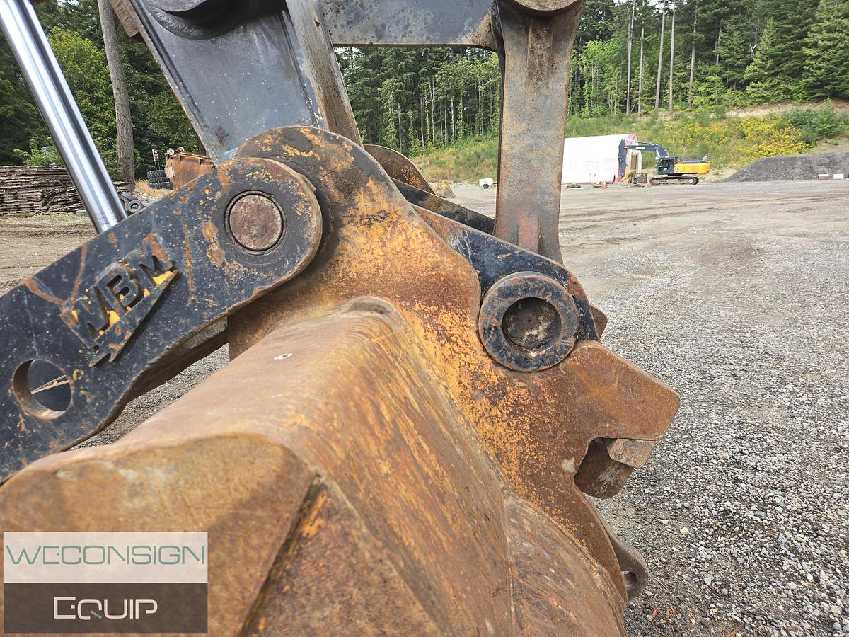 Used 2007 John Deere 240D Excavator