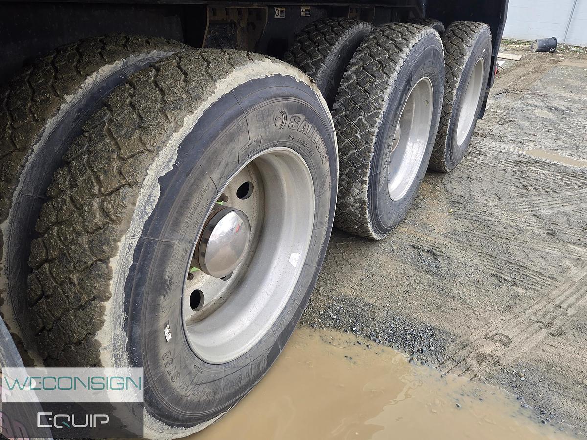 Used 2020 Peterbilt 567 Tri Drive Hydro Excavator