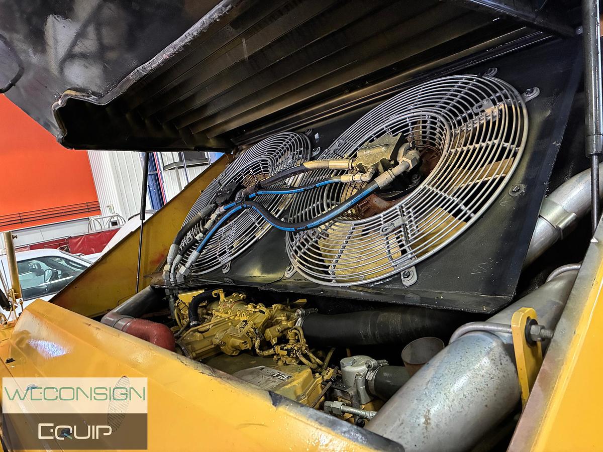 Used 2015 CAT AP 1055F Paver