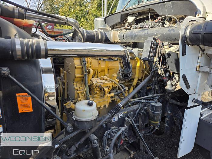 Used 2011 Kenworth W900L