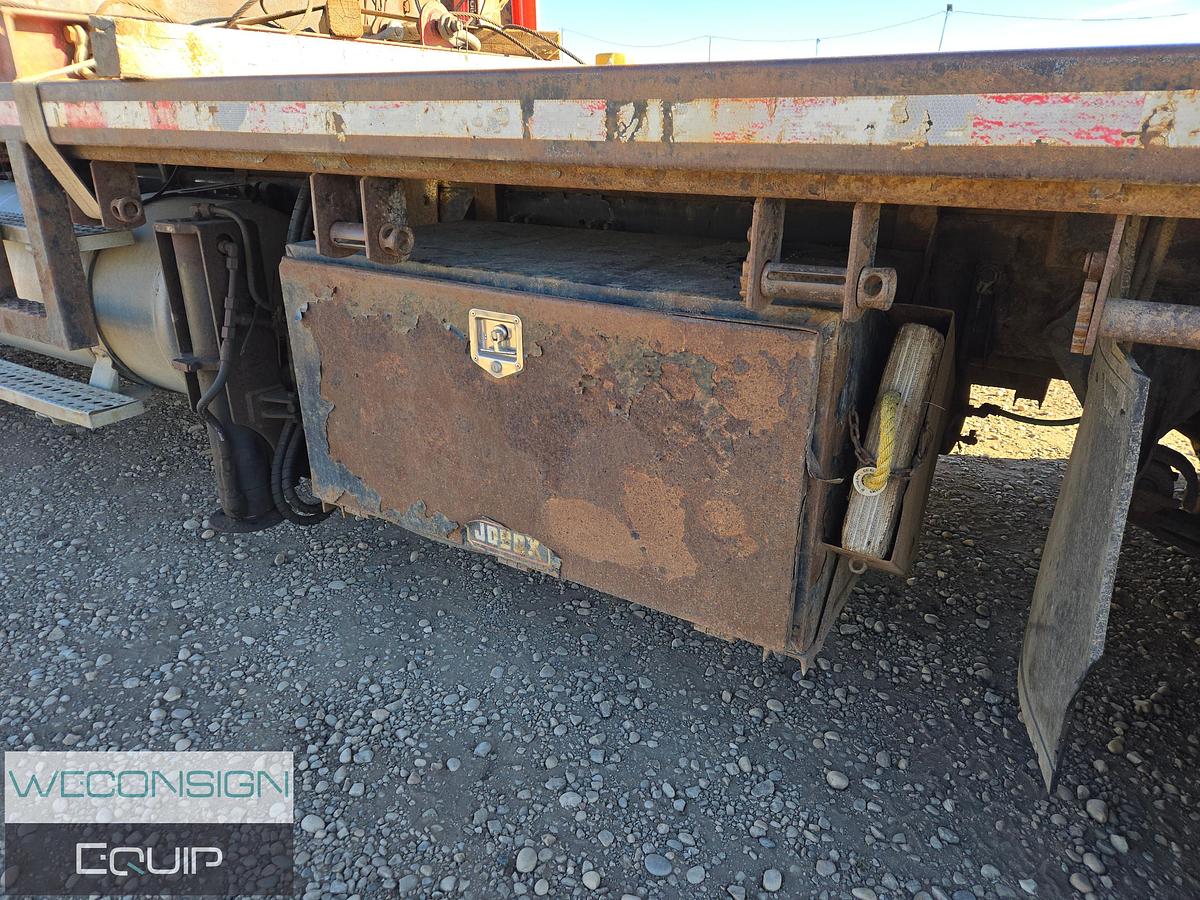 Used 2009 Freightliner FLD120SD Picker Truck