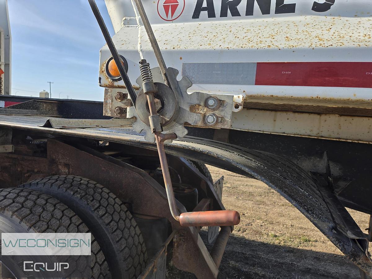Used 1999 Arnes Tridem End Dump