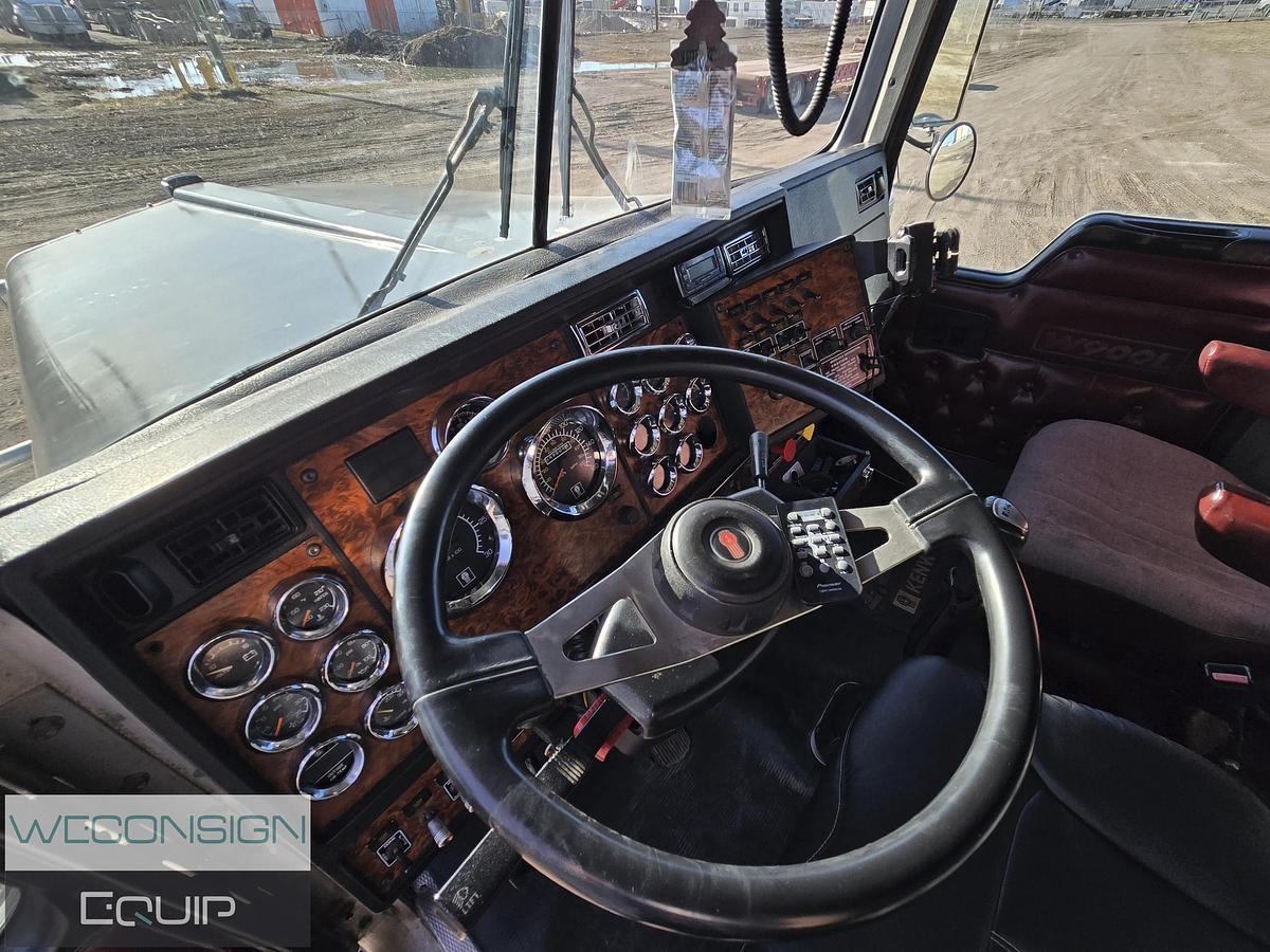 Used 2000 Kenworth W900B