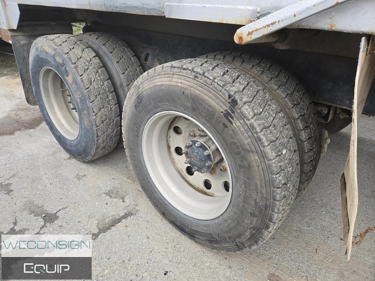 Used 2006 Sterling L9500 TA BC Spec Dump Truck