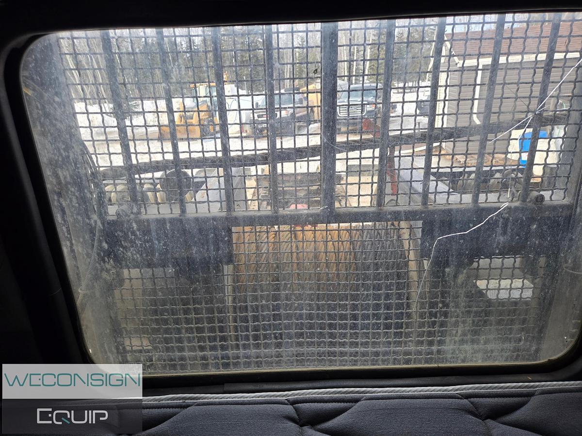 Used 2013 Kenworth T800 Winch Truck