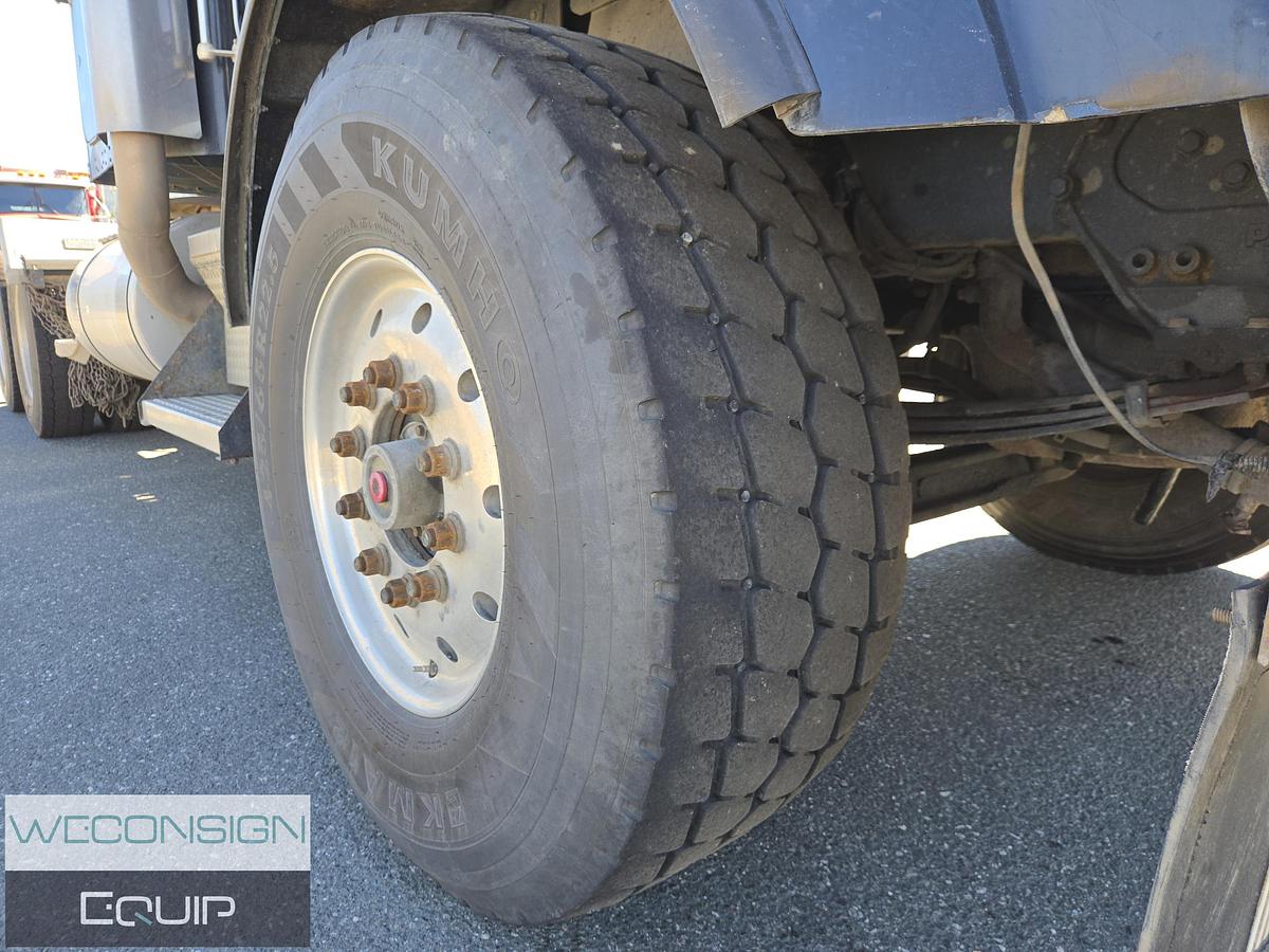 Used 2007 Kenworth T800 TA Lowbed Truck/ Tractor