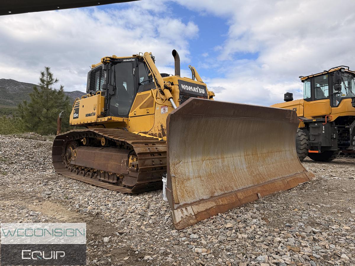 Used 2014 Komatsu D65i Dozer