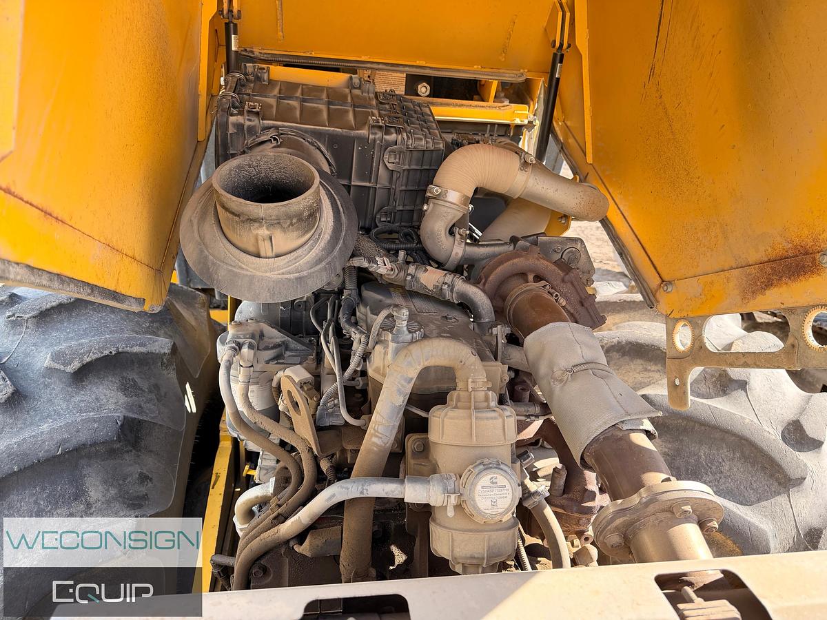 Used 2014 Sakai SV540T 84" Compactor