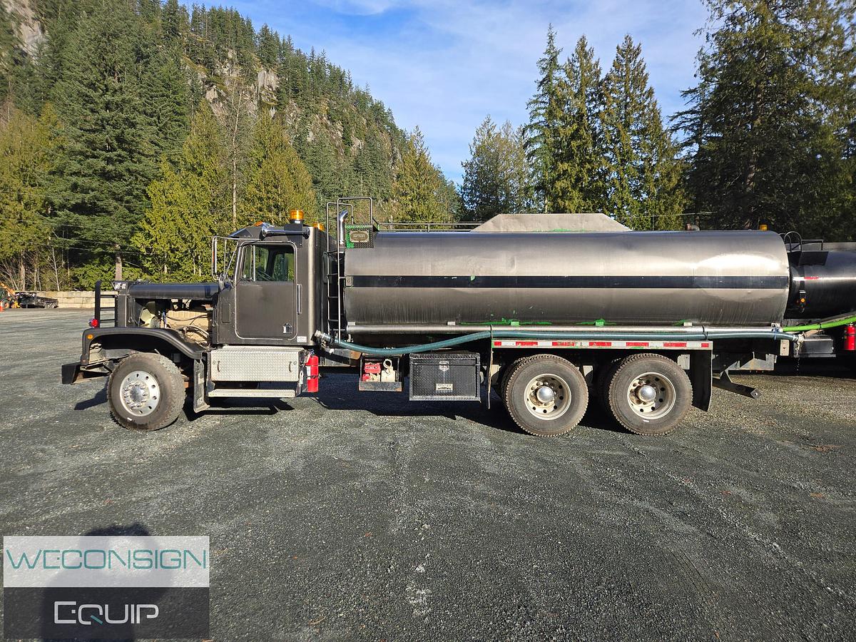 Used 1974 Kenworth TA Water Truck