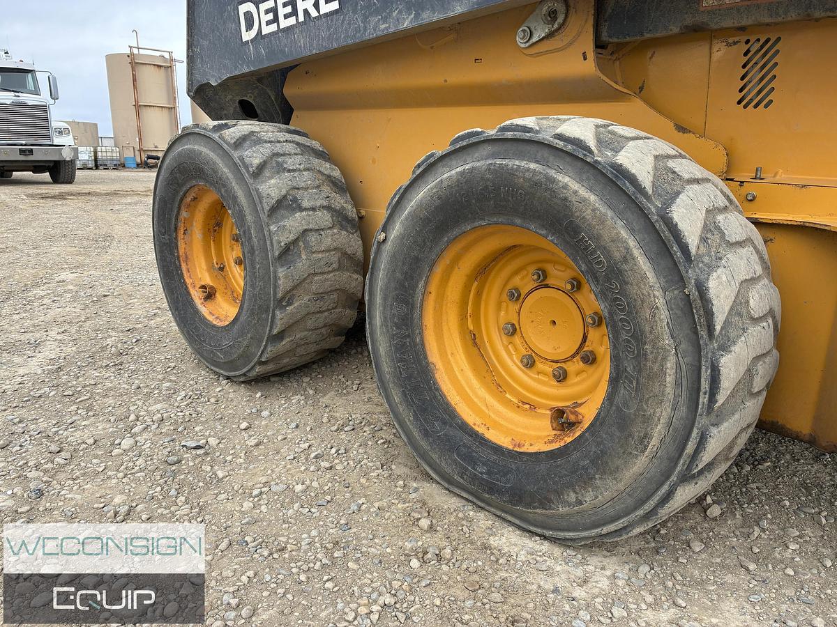 Used John Deere 324G Skid Steer