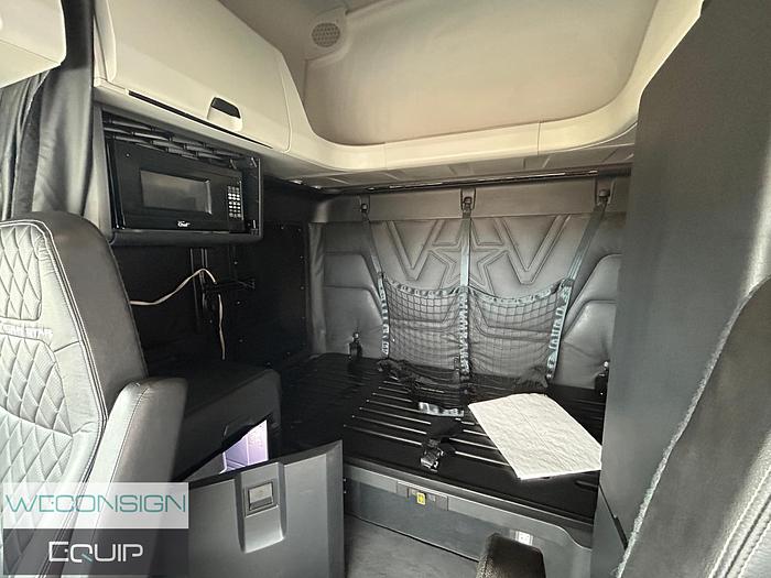 Used 2022 western Star 49X TA Truck Tractor